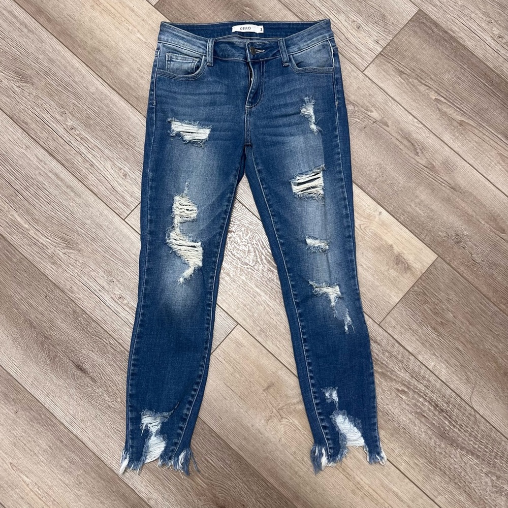 Cello Skinny Jeans Distressed - size 3